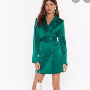 2/$30St Patrick's Day Perfection!🍀Emerald  Nasty Gal Belted Blazer Dress size 8